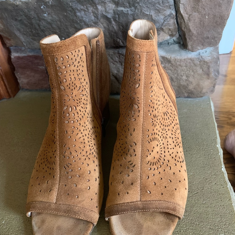Via Spiga Tan Suede Laser-Cut Peep-Toe Ankle Booties